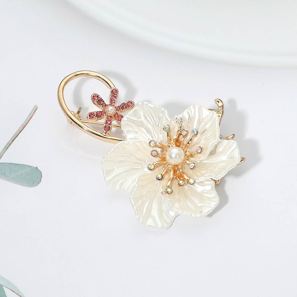 Madeline Love Cream, Gold Pearl Accent Double Floral Pin Brooch