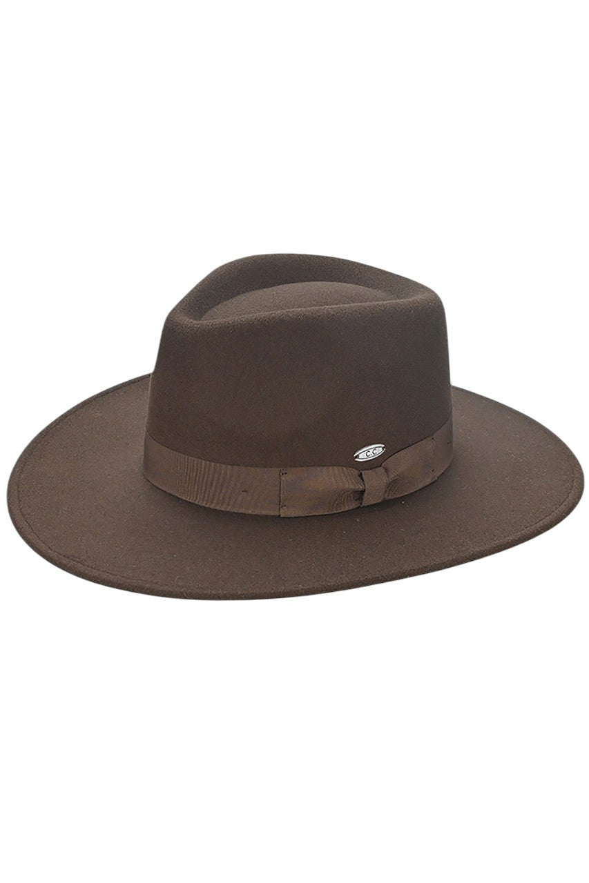Brown C.C Grosgrain Bow Vegan Felt Panama Hat is crafted from vegan felt for a cruelty-free and sustainable option. With a stylish grosgrain bow detail, this hat adds a touch of elegance to any outfit. Perfect for all seasons, this panama hat offers both fashion and functionality.