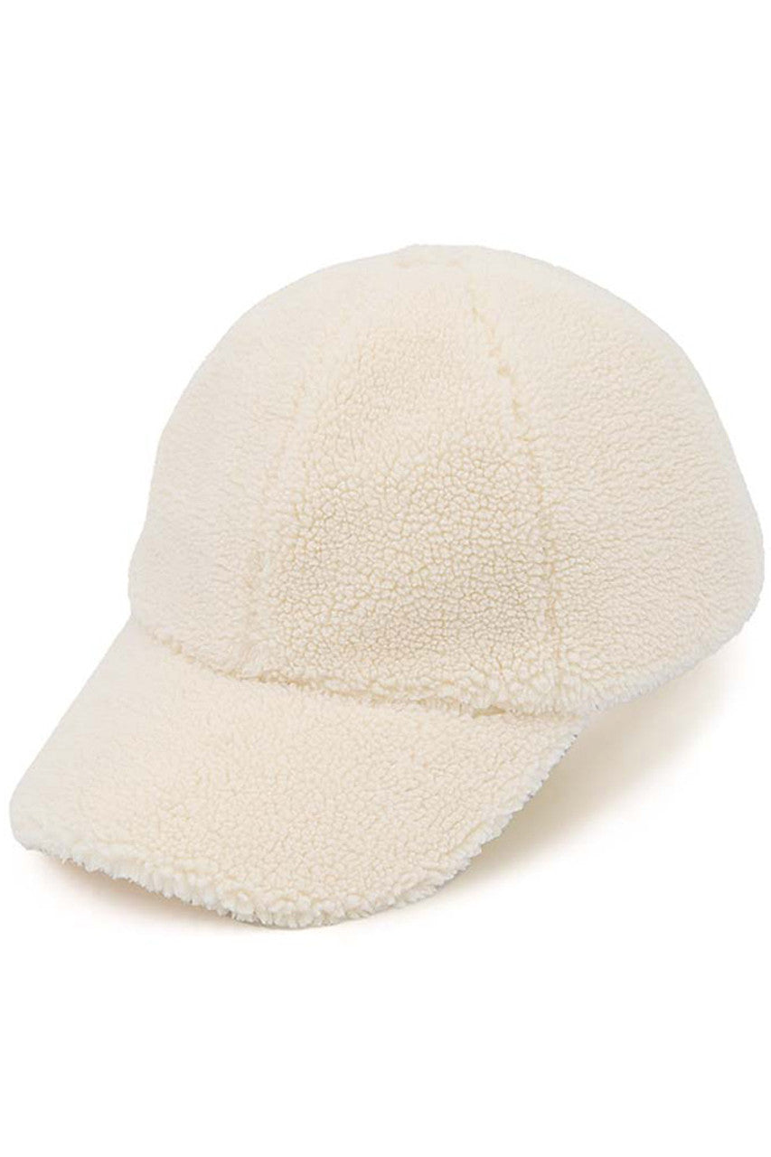 Camel C.C SOLID WINTER BASEBALL CAP is the perfect accessory for the upcoming winter season. Made with high-quality materials, it will keep your head warm and protected from the cold weather. With its solid colour design, it is versatile and can easily match any outfit. Stay stylish and cosy with this must-have cap.