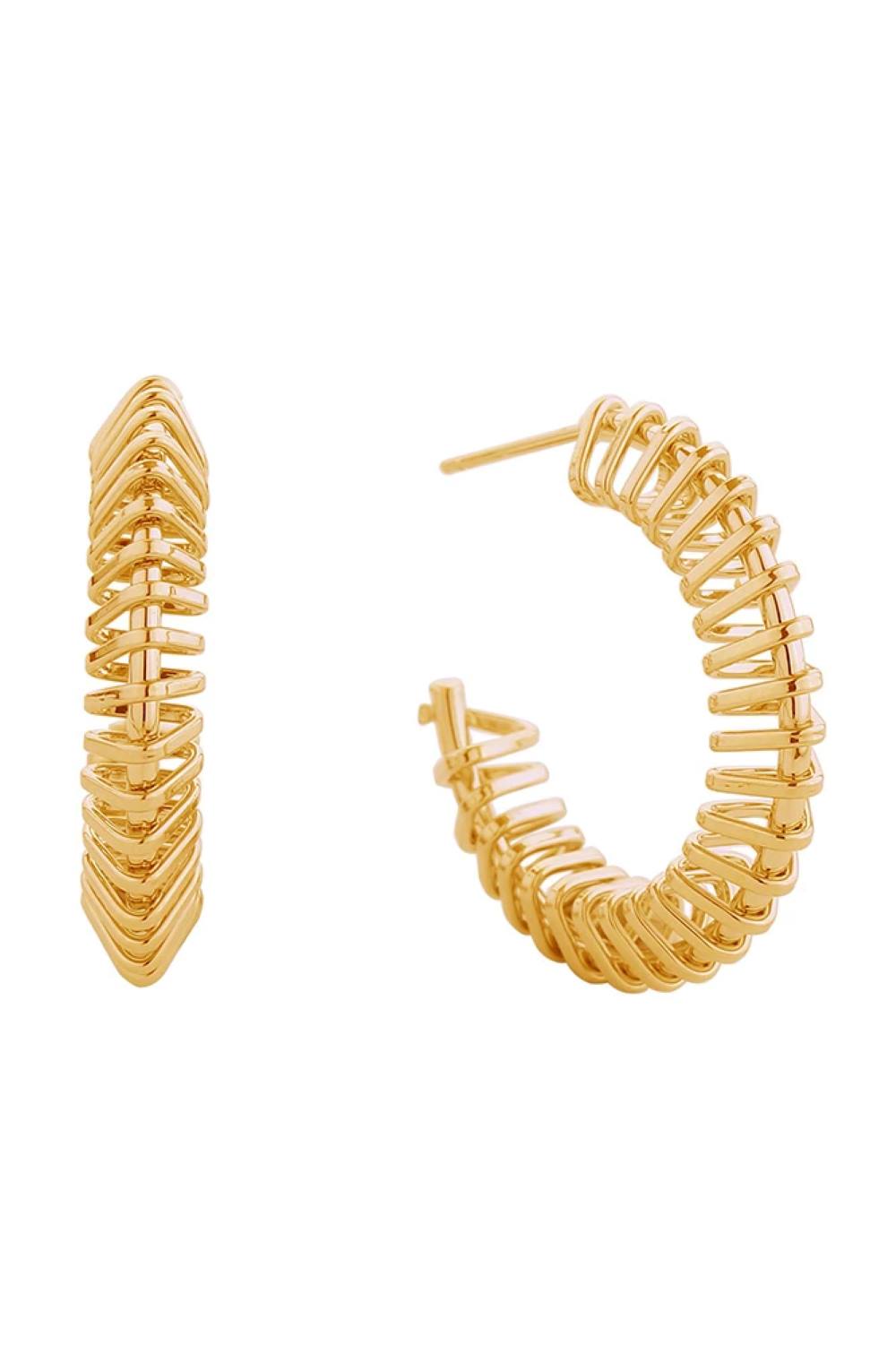 Gold Elegant spiral C-hoop post earrings crafted in brass with a hypoallergenic finish. Each earring features a graceful curved design with a 3cm diameter, perfect for everyday wear or special occasions. Lead and nickel compliant, these earrings are safe for sensitive skin. The post closure ensures secure, comfortable wear throughout the day. A timeless addition to any jewelry collection.