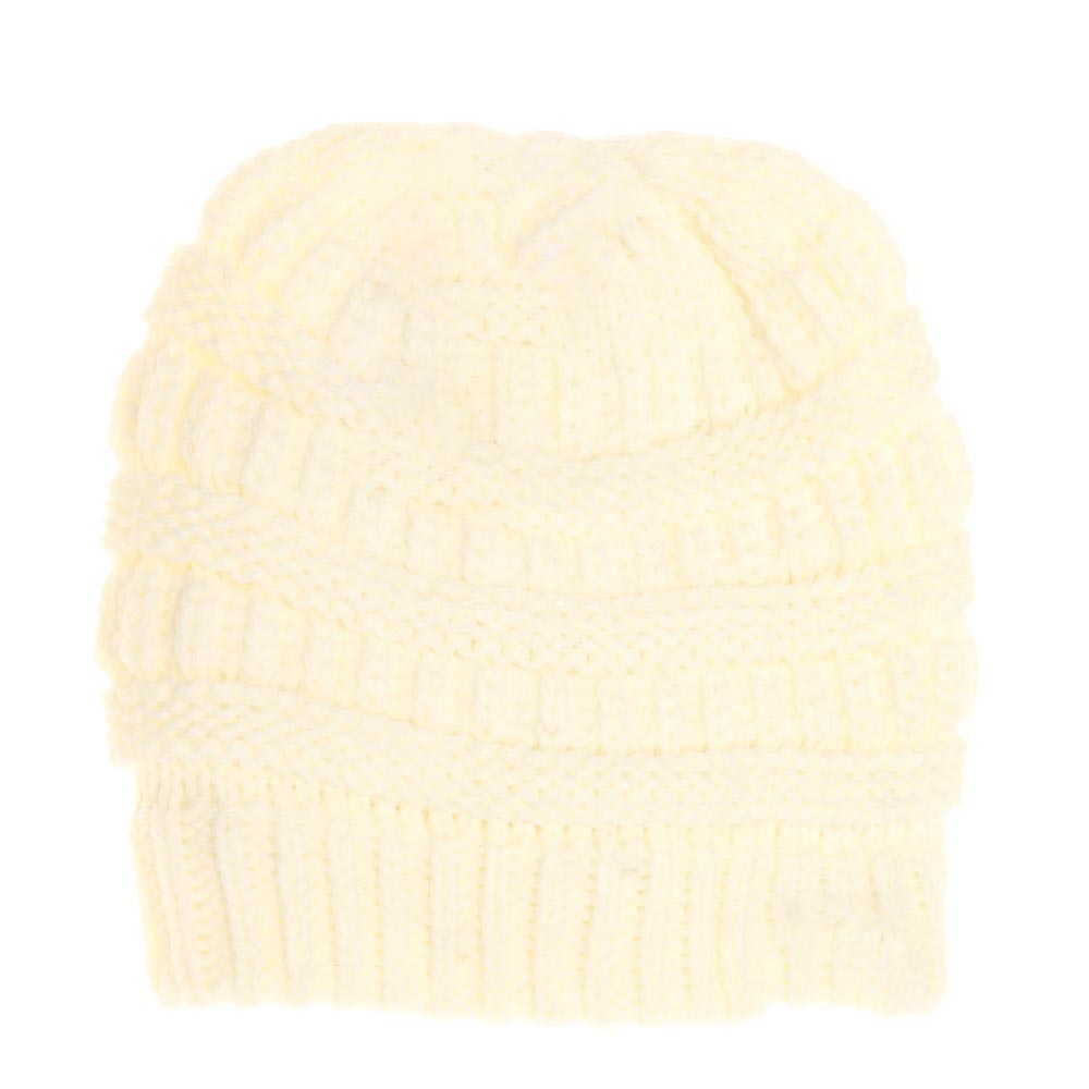 Ivory Kids Solid Fuzzy Lined CC Beanie combines durable construction with a plush interior to provide exceptional warmth and comfort for children. Designed with a secure fit and a minimalist, solid color style, this beanie is perfect for keeping young ones protected from cold weather while supporting active play. Its fuzzy lining enhances insulation without adding bulk, making it an excellent choice for daily wear in colder climates.