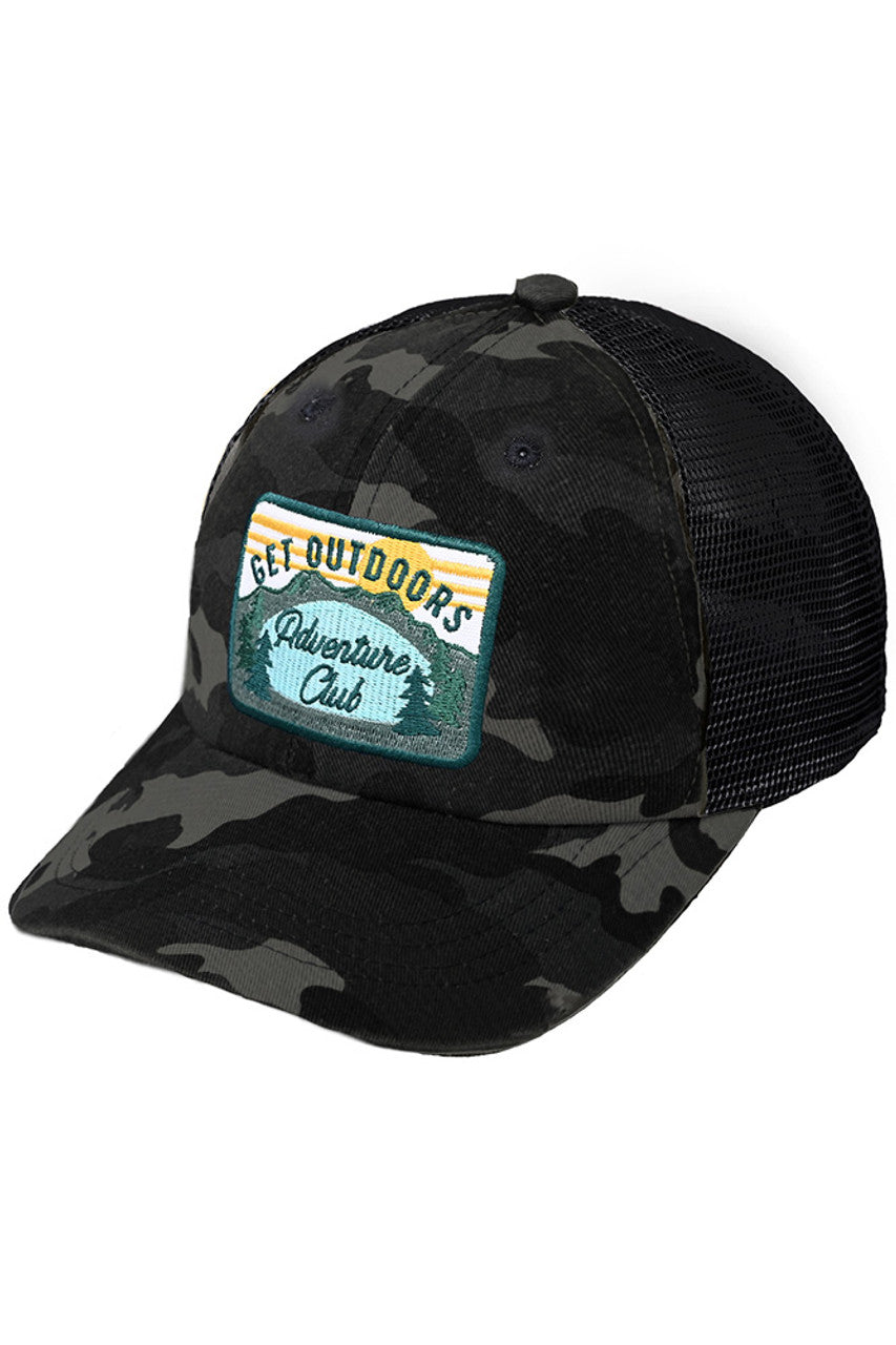 Military Camo C.C GET OUTDOORS Embroidery Patch Baseball Cap is the perfect accessory for all outdoor enthusiasts. With its high-quality embroidery, this cap not only adds style to any outfit, but also showcases your love for the great outdoors. Protect yourself from the sun while looking your best with this must-have cap.