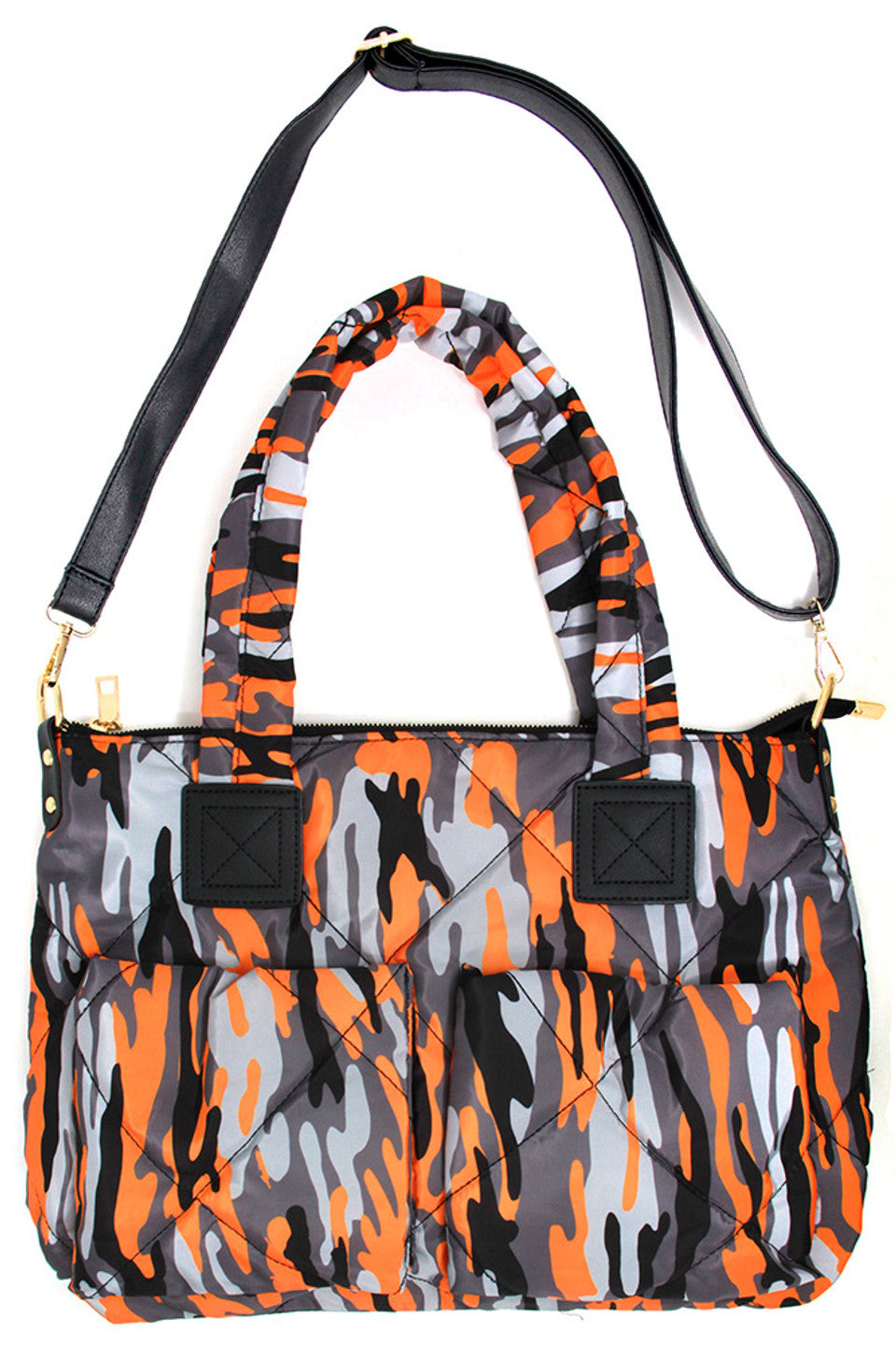Camo Puffer Hand Bag combines durable, quilted construction with a stylish camouflage pattern, offering both functionality and a modern edge. Its lightweight design ensures comfortable carrying, while the spacious interior provides ample room for essentials. Perfect for everyday use, this bag balances practicality with a trendy aesthetic, making it a versatile addition to any wardrobe
