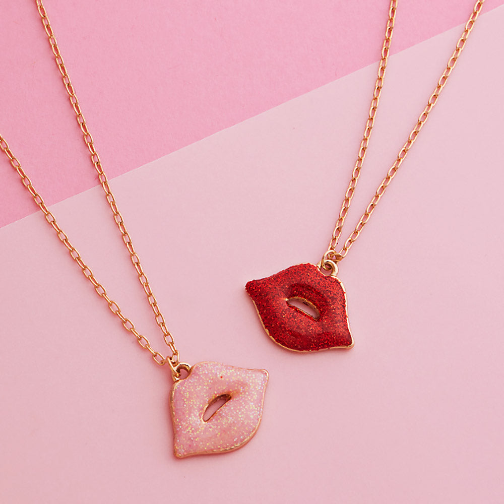 Glittered Lips Pendant Necklace