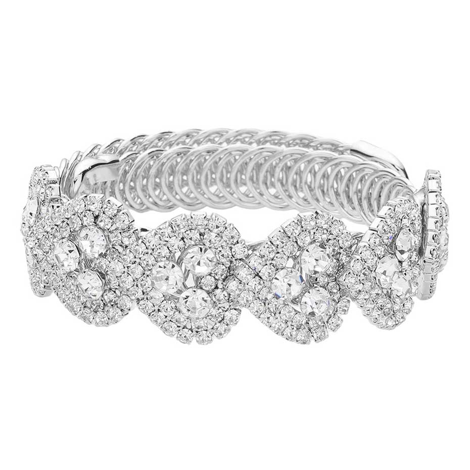 Silver Round Stone Point Heart Evening Bracelet, is the perfect accessory for any special occasion. Crafted from high-quality stones and metal, it is decorated with glittering crystals at the heart-shaped center. Its round stone point structure offers a timelessly elegant look. Perfect gift for special ones on any occasion. .