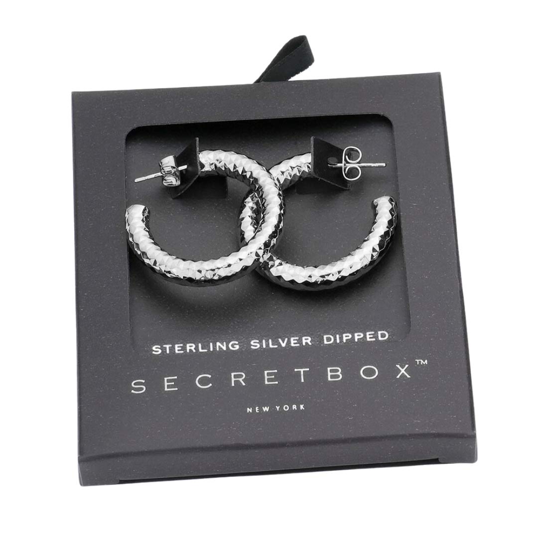 White Gold Secret Box Sterling Silver Dipped Textured Metal Earrings, are beautiful jewelry that fits your lifestyle, adding a pop of pretty color. Enhance your attire with these vibrant artisanal earrings to show off your fun trendsetting style. Great gift idea for your Wife, Mom, your Loving one, or any family member.