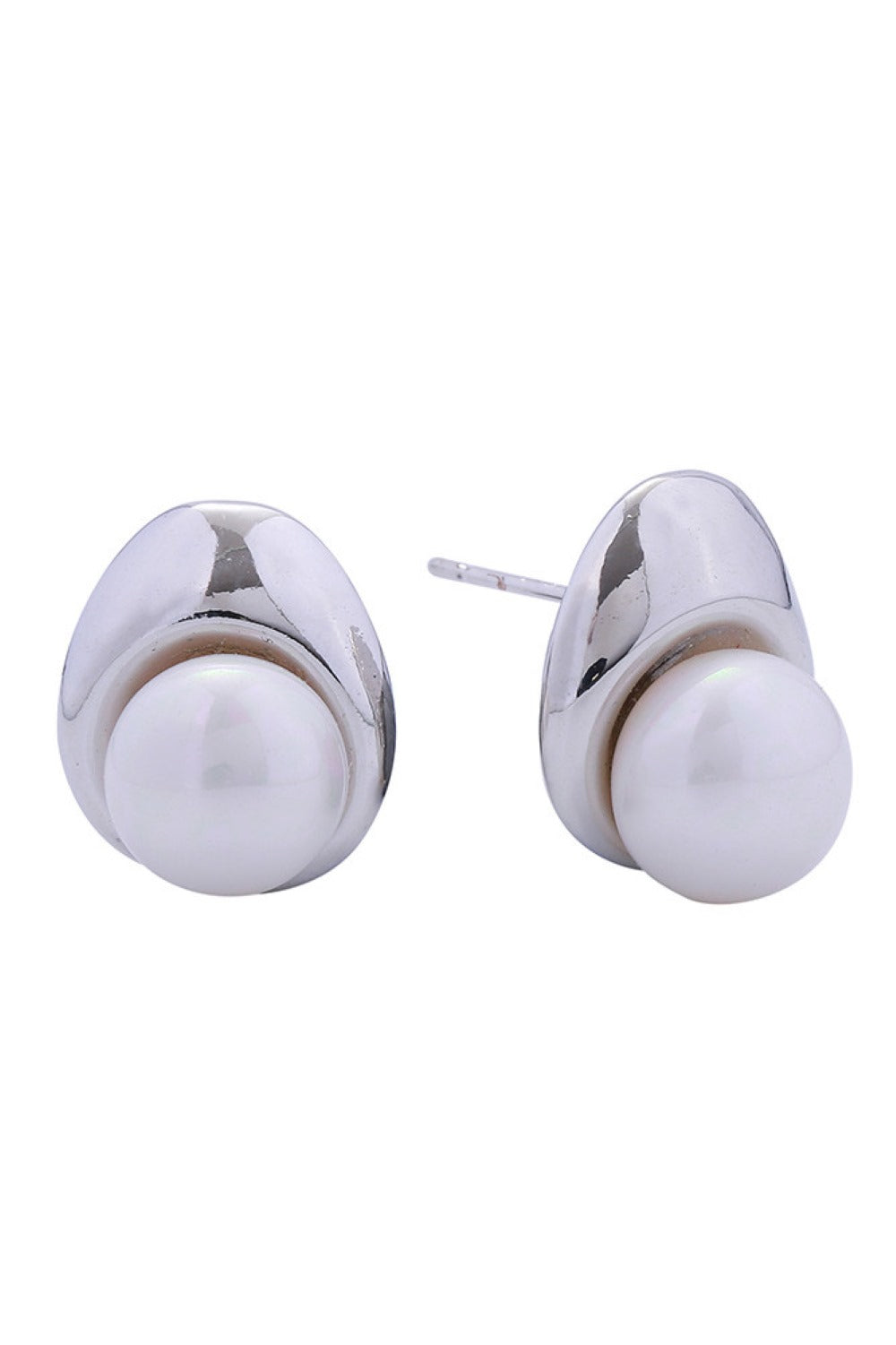 White Gold Elegant button pearl post earrings crafted with 14K gold and white dipped brass. These hypoallergenic studs feature lustrous pearls set in a timeless design, perfect for everyday wear or special occasions. With a delicate 1.7cm diameter, they offer subtle sophistication. Lead and nickel compliant for sensitive skin. A versatile addition to any jewelry collection.