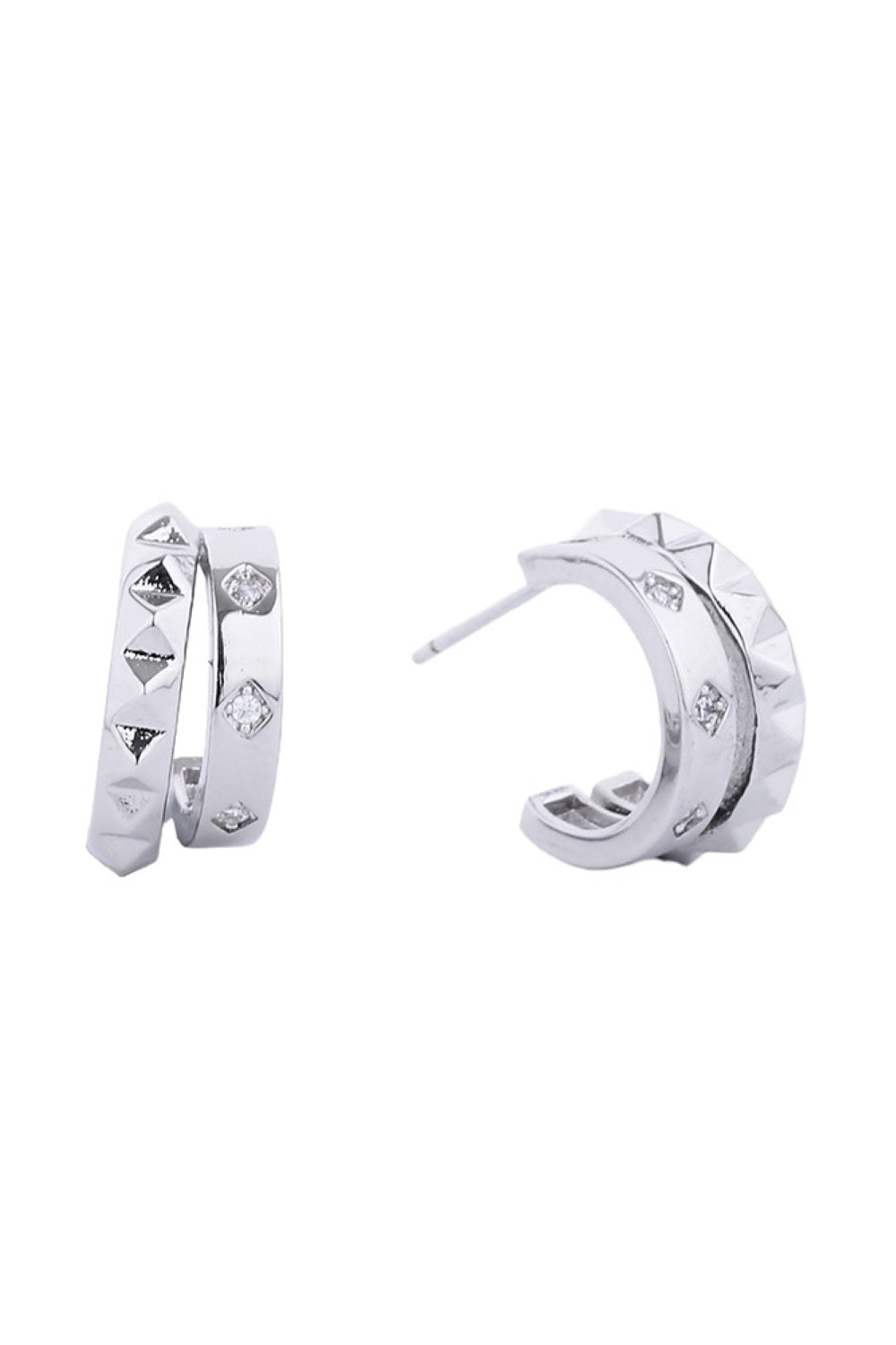 White Gold Elegant post earrings featuring a lustrous 14K gold and white dip finish, adorned with sparkling cubic zirconia pavé detailing. Crafted from hypoallergenic brass, these earrings are perfect for sensitive skin. With a delicate 1.52cm diameter, they offer a refined, versatile look suitable for everyday wear or special occasions. Lead and nickel compliant for safe, worry-free enjoyment.