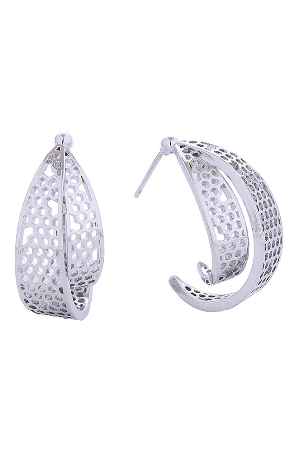 White Gold Delicate honeycomb-textured hoop post earrings plated in 14K gold or white gold. Crafted from hypoallergenic brass, these 2.8cm earrings are perfect for sensitive skin. Lead and nickel compliant for safe, everyday wear. Made in Korea with meticulous attention to detail.