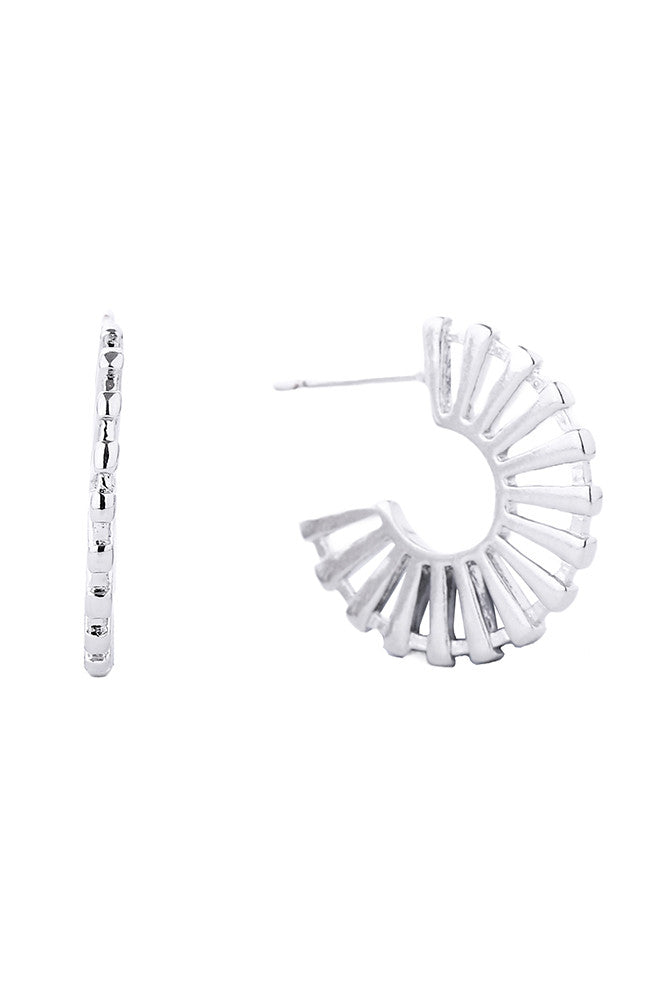 White Gold Elegant 14K gold-dipped earring posts bring timeless sophistication to your jewelry collection. These stunning pieces feature a luxurious gold finish that catches the light beautifully, perfect for creating statement earrings or everyday wear. The durable construction ensures lasting beauty and reliability. Ideal for jewelry makers and those seeking premium quality posts that elevate any design. Transform your vision into wearable art with these exquisite gold-dipped posts.