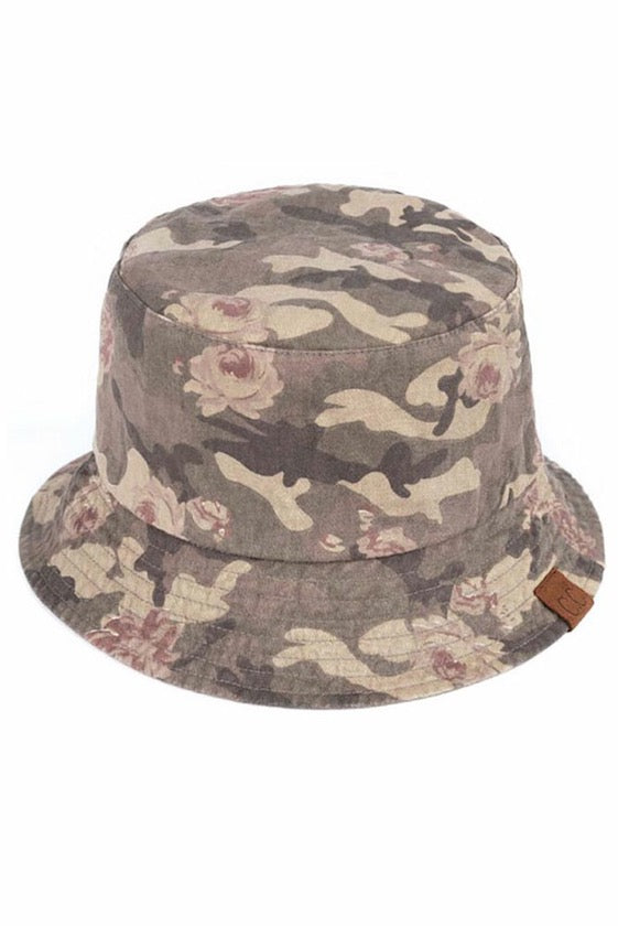 Beige C.C Floral Patterned Camo Print Reversible Shiny Rain Bucket Hat; this rain hat is snug on the head and works well to keep rain off the head, out of the eyes, and also the back of neck. Wear it to lend a modern liveliness above a raincoat on trans-seasonal days in the city. Perfect Gift for fashion-forward friend