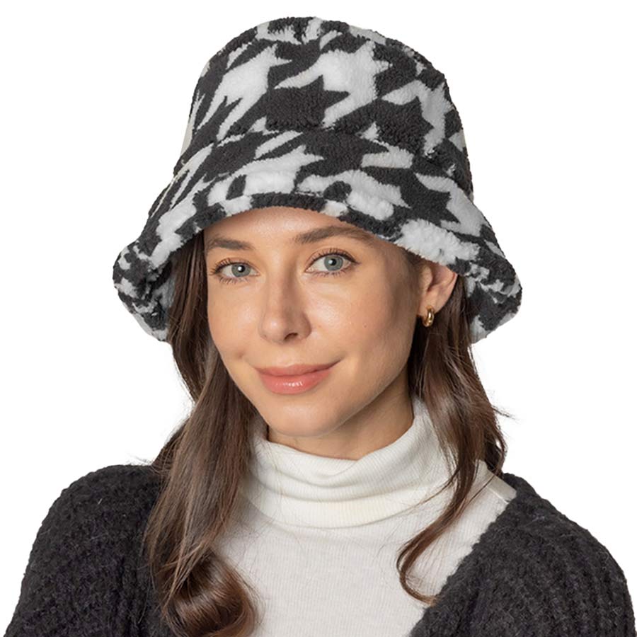 Black Houndstooth Patterned Sherpa Bucket Hat, show your trendy side with this Houndstooth Patterned Sherpa Bucket Hat. Adds a great accent to your wardrobe. This elegant, timeless & classic Bucket Hat looks fashionable. Perfect for a bad hair day, or simply casual everyday wear. Accessorize the fun way with this Sherpa bucket hat. It's the autumnal touch you need to finish your outfit in style.