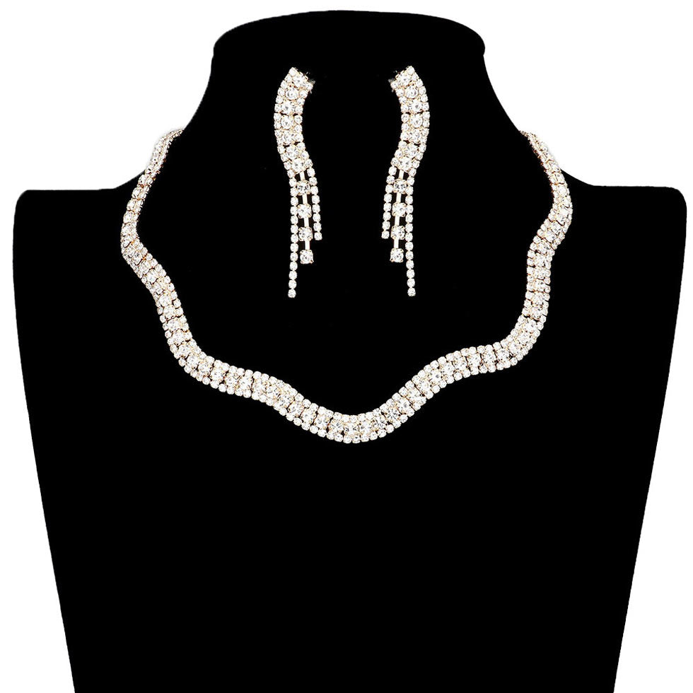 Gold Wavy Rhinestone Collar Necklace, is a stunning jewelry set that will sparkle all night long making you shine like a diamond on special occasions. Wear together or separate according to your event with different outfits to add perfect luxe and class with incomparable beauty. Simple sophistication makes a stand-out addition to your collection designed to accent the neckline and add a gorgeous stylish glow to any special outfit in style.