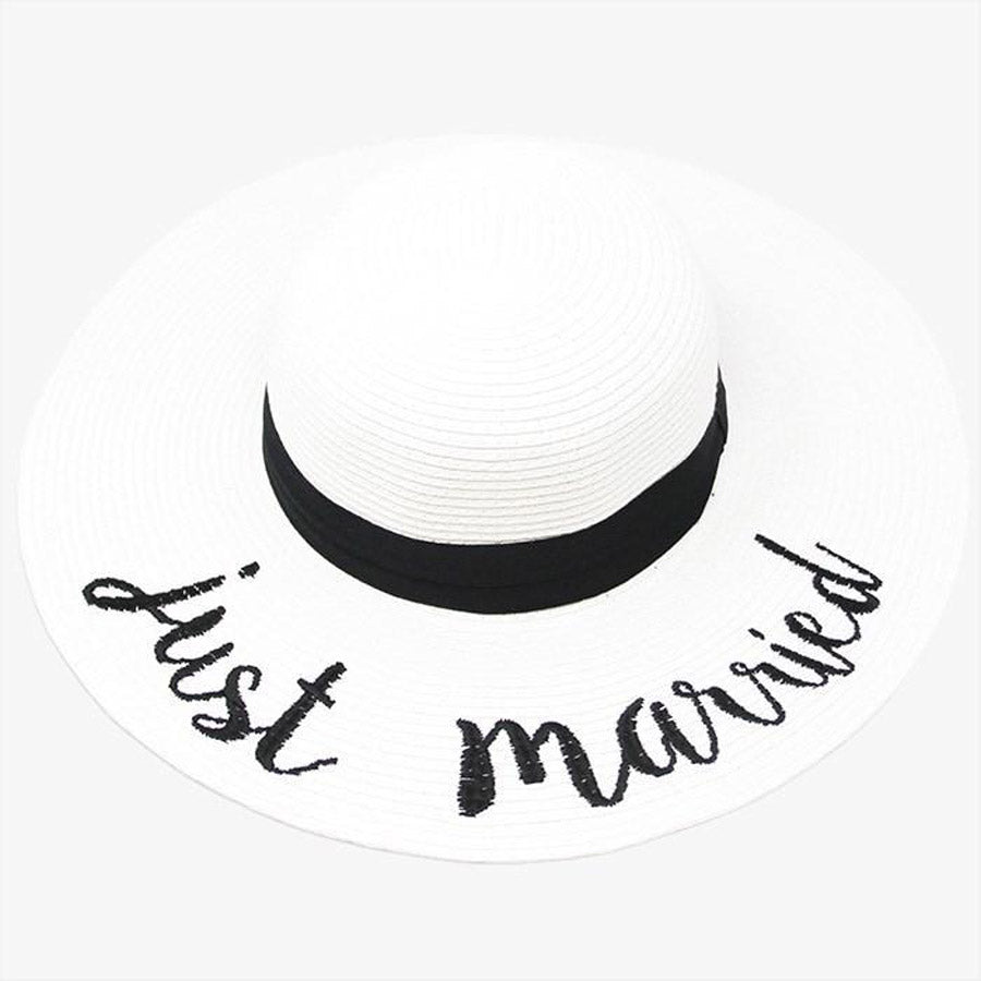 White Just Married Embroidery Straw Floppy Sun Hat, if basking under the sun at the beach, pool or honeymoon, this hat will protect you from the sun, keep you protected, cool & comfortable even when the sun is high in the sky. Newly Wed Gift, Bride Wedding Gift, Summer Hat, Bride Beach Hat, Bride Straw Hat, Bachelorette Party, BFF Gift