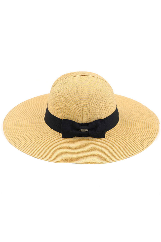 Natural C.C Detachable Bow Foldable Sun Hat, it will bring fantasy and color to your summer outfits. Whether you’re basking under the summer sun at the beach, lounging by the pool, or kicking back with friends at the lake, a great hat can keep you cool and comfortable even when the sun is high in the sky. A light summer hat, to be worn without moderation on a daily basis.