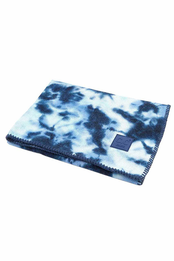 Navy Pale Blue C.C Baby Tie Dye Stroller Blanket, on-trend & fabulous design make it eye-catching and beautiful. It will keep your baby cozy and comfortable on winter and cold days. Go outside with confidence and beauty with this stroller blanket. It's a luxe addition to any cold-weather ensemble. Great for daily wear in the cold winter to protect your baby against the chill.