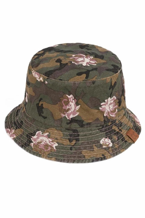 Olive C.C Floral Patterned Camo Print Reversible Shiny Rain Bucket Hat; this rain hat is snug on the head and works well to keep rain off the head, out of the eyes, and also the back of neck. Wear it to lend a modern liveliness above a raincoat on trans-seasonal days in the city. Perfect Gift for fashion-forward friend