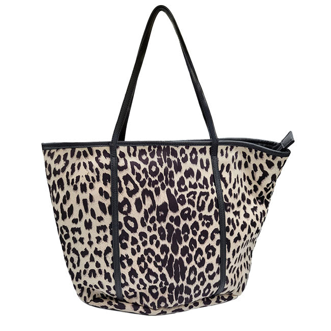White Faux Leather Leopard Patterned Shoulder Bag. Look like the ultimate fashionista carrying this small quilted bag! It will be your new favorite accessory. Easy to carry specially lightweight ideal for a night out on the town. Perfect Gift for Birthday, Holiday, Christmas, New Years, Anniversary, Valentine's day.