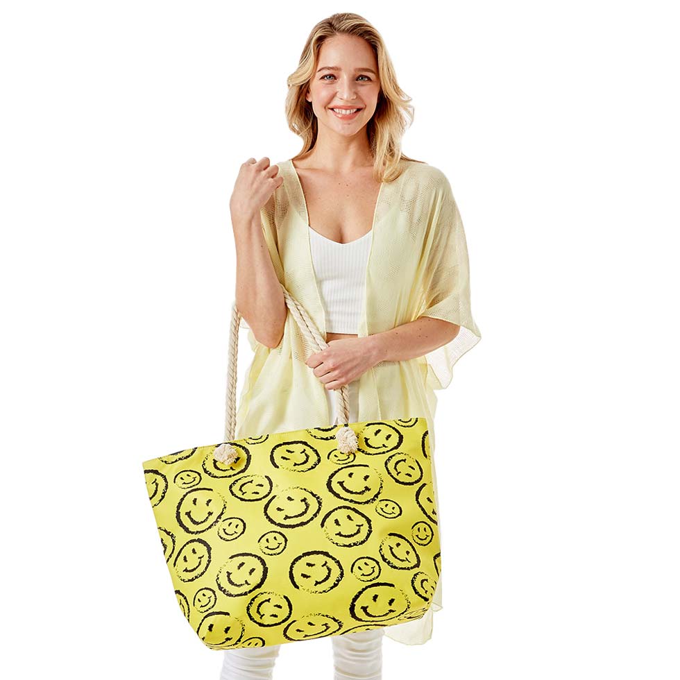 Yellow Smile Face Print Beach Tote Bag, This Smile Face Print Beach Tote Bag is versatile enough for wearing through the week, simple and leisurely, elegant and fashionable, suitable for women of all ages, and ultra-lightweight to carry around all day. Perfect for beach, parties, and other outdoor activities in daily life.