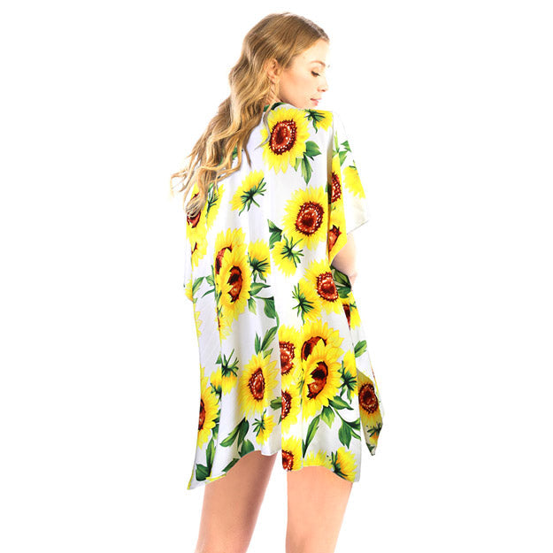 White Sunflower Kimono, Vacation Ready Kimono, Beach Ready Cover Up, Sunflower Print Kimono, open front Kimono, Wear over your favorite blouse & slacks Perfect Birthday Gift, Valentine's Day Gift, Anniversary Gift, Mother's Day Gift, Lightweight Kimono, Sunflower Cover-up, Fun Beachwear, Floral Print Kimono, Floral Cover Up