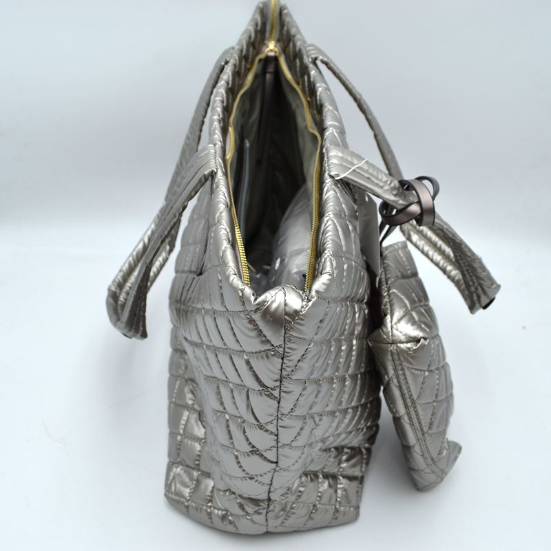 2-in-1 Large Quilted Zipper Tote with Pouch - Tote Bag