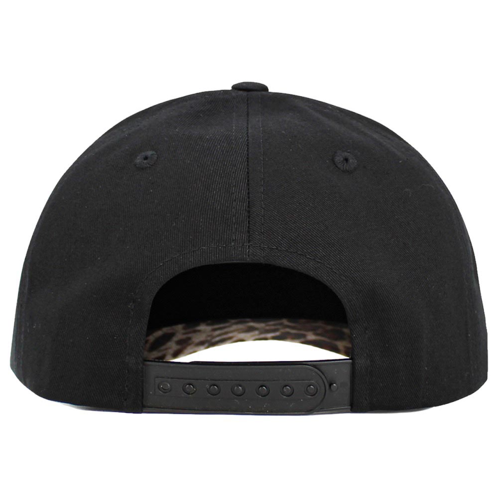 Black Leopard Heart Front Baseball Cap, adds a unique and stylish touch to any outfit. This eye-catching cap features a leopard heart-shaped design at the front, perfect for casual or formal occasions. Crafted with high-quality material for a comfortable fit. Get your unique look today.