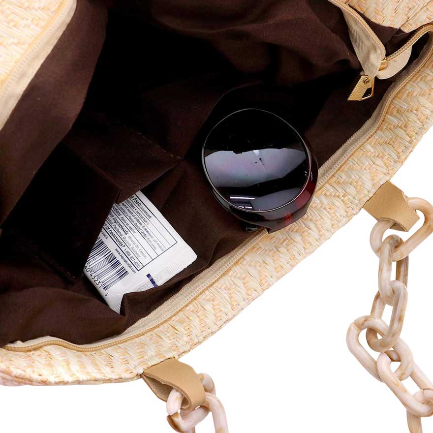 Black Zigzag Chevron Patterned Celluloid Acetate Straw Tote Bag, this straw tote bag is versatile enough for wearing through the week, simple and leisurely, elegant and fashionable, suitable for women of all ages, and ultra-lightweight to carry around all day. 