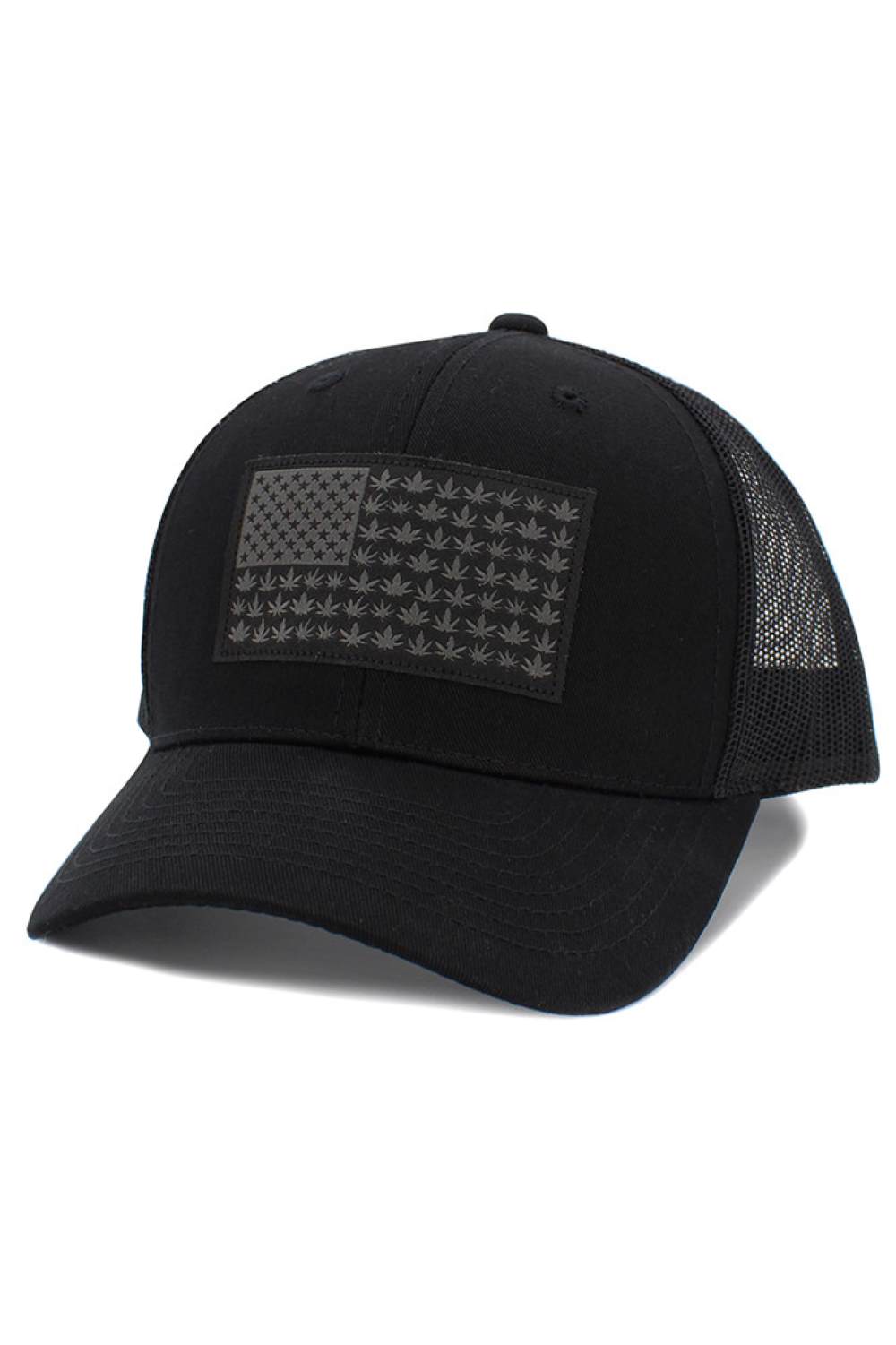 Black Show your patriotic pride with this American flag–themed baseball cap featuring a bold flag patch on the front and a breathable mesh back for all-day comfort. Designed with a classic curved brim and adjustable fit, it’s perfect for casual wear, outdoor activities, and sunny game days.