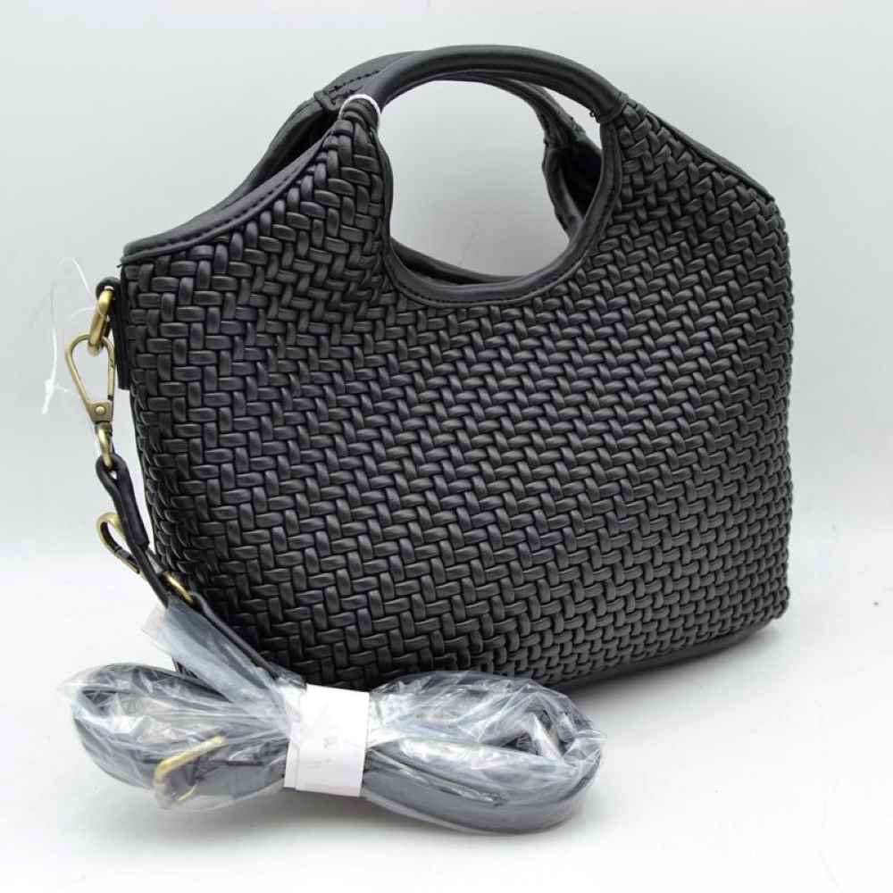 Black Step up your style game with this stunning woven satchel. Combining structural luxury with a rich, tactile finish, this handbag showcases an intricate basket-weave design that mimics classic Italian artisan craftsmanship. Perfect for making a statement at work, evening dinners, or casual weekend outings, its unique silhouette serves as the ultimate transitional accessory.