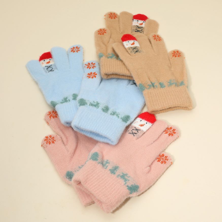 Stay warm and connected with these cozy winter gloves featuring a cheerful snowman design and snowflake details. Designed with smart touch fingertips for easy device use, these gloves blend festive style with modern convenience—perfect for everyday wear and gifting.