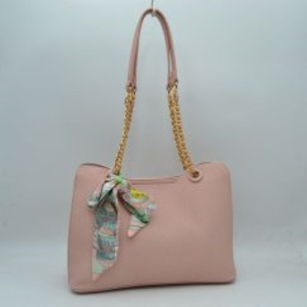 Blush Elevate your everyday style with this sophisticated and structured tote bag. Designed with a finely textured woven exterior pattern, this shoulder bag brings an elegant, tactile dimension to any outfit. The design features integrated dual shoulder straps intertwined with polished metallic chain link hardware, providing both durability and a chic, modern edge. Adding a playful yet refined touch, a colorful patterned silky scarf comes beautifully tied to the front handle base