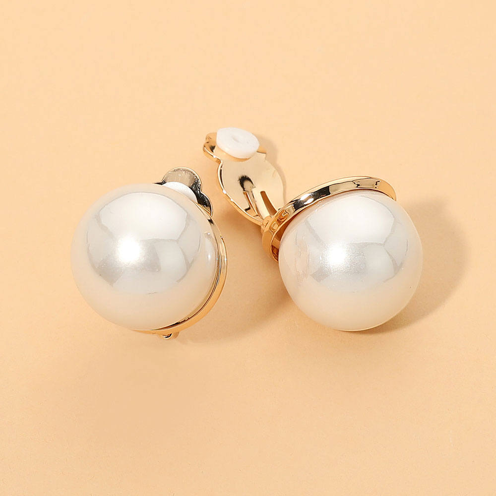 Madeline Love Cream, Gold Bold Classic Pearl Clip On Earrings