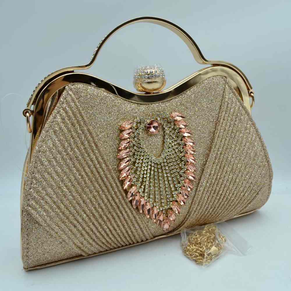 Gold Elevate your evening wear with this stunning, sophisticated evening clutch bag. Designed for special occasions, galas, weddings, and formal events, this purse seamlessly blends classic glamour with modern functionality.