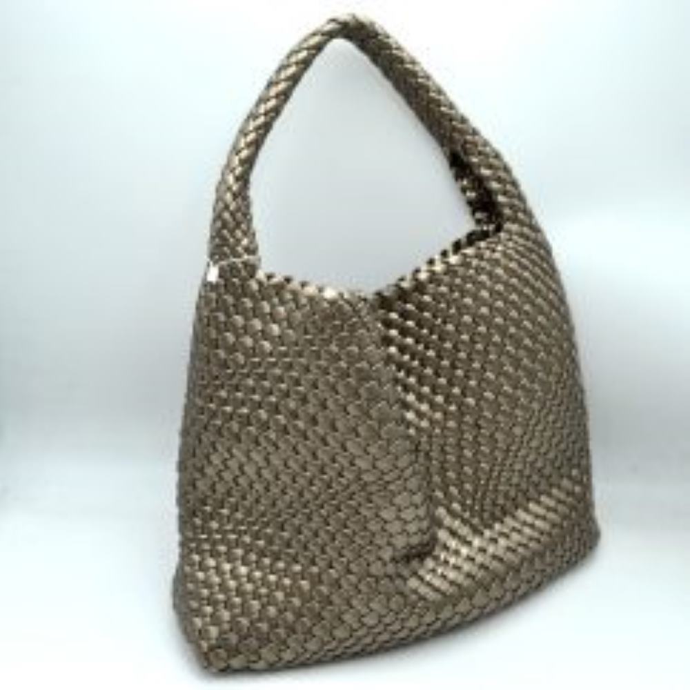 Dark silver This chic, slouchy shoulder bag features an intricate basket-weave design in a creamy off-white tone, offering a highly textured and relaxed silhouette for stylish everyday use. It is crafted with an integrated wide, woven top handle that extends seamlessly from the main body panels for comfortable over-the-shoulder carrying. The spacious open-top main compartment provides effortless access to your items and comes complete with a matching