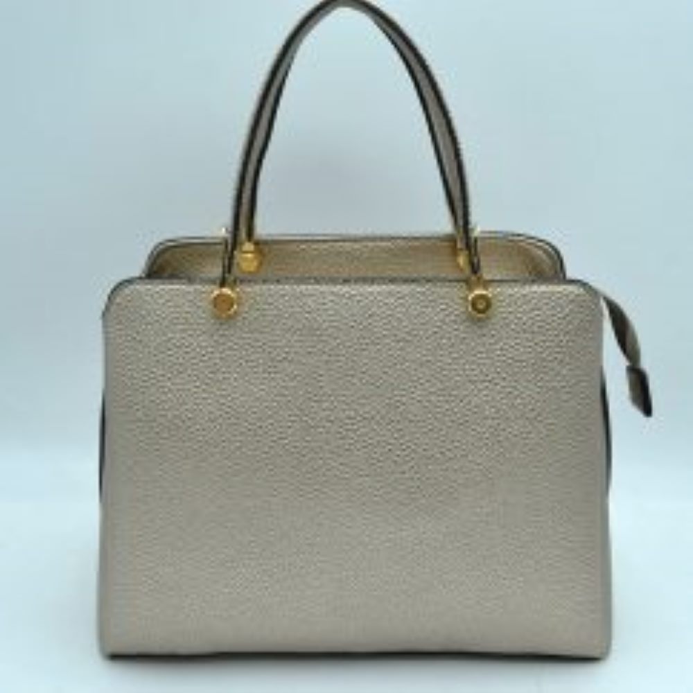 Dusty silver This structured handbag is designed for everyday use, featuring dual arched top handles attached with round metallic hardware. The design includes multiple storage compartments to organize your belongings, featuring a central zippered closure alongside separate side compartments.