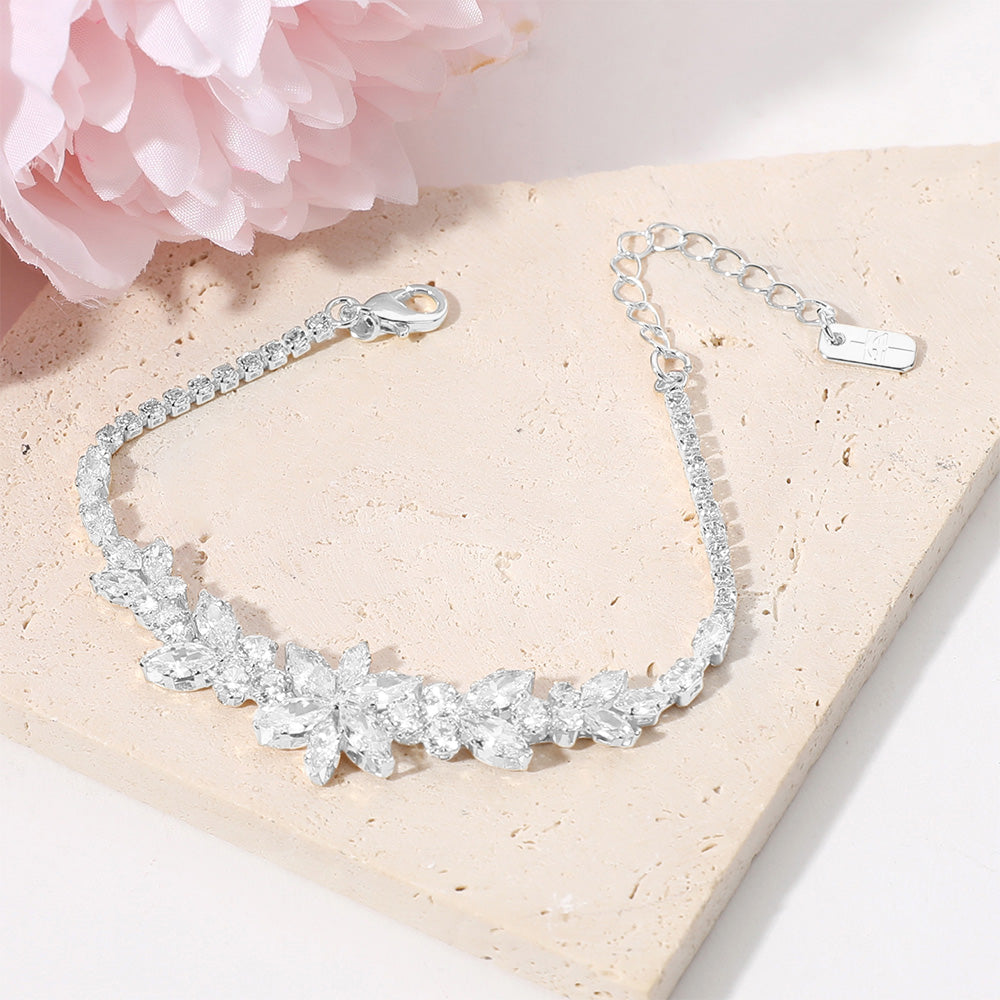 Madeline Love Clear, Silver