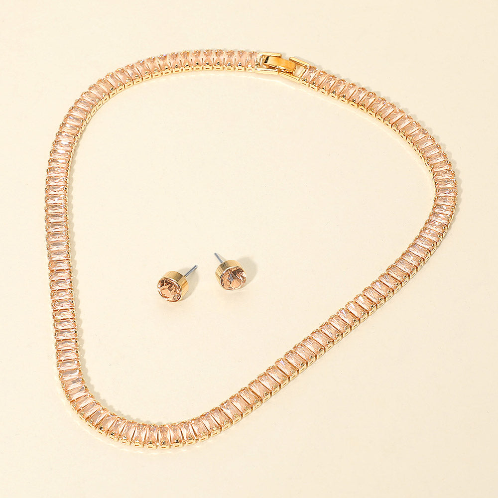 Gold, Peach