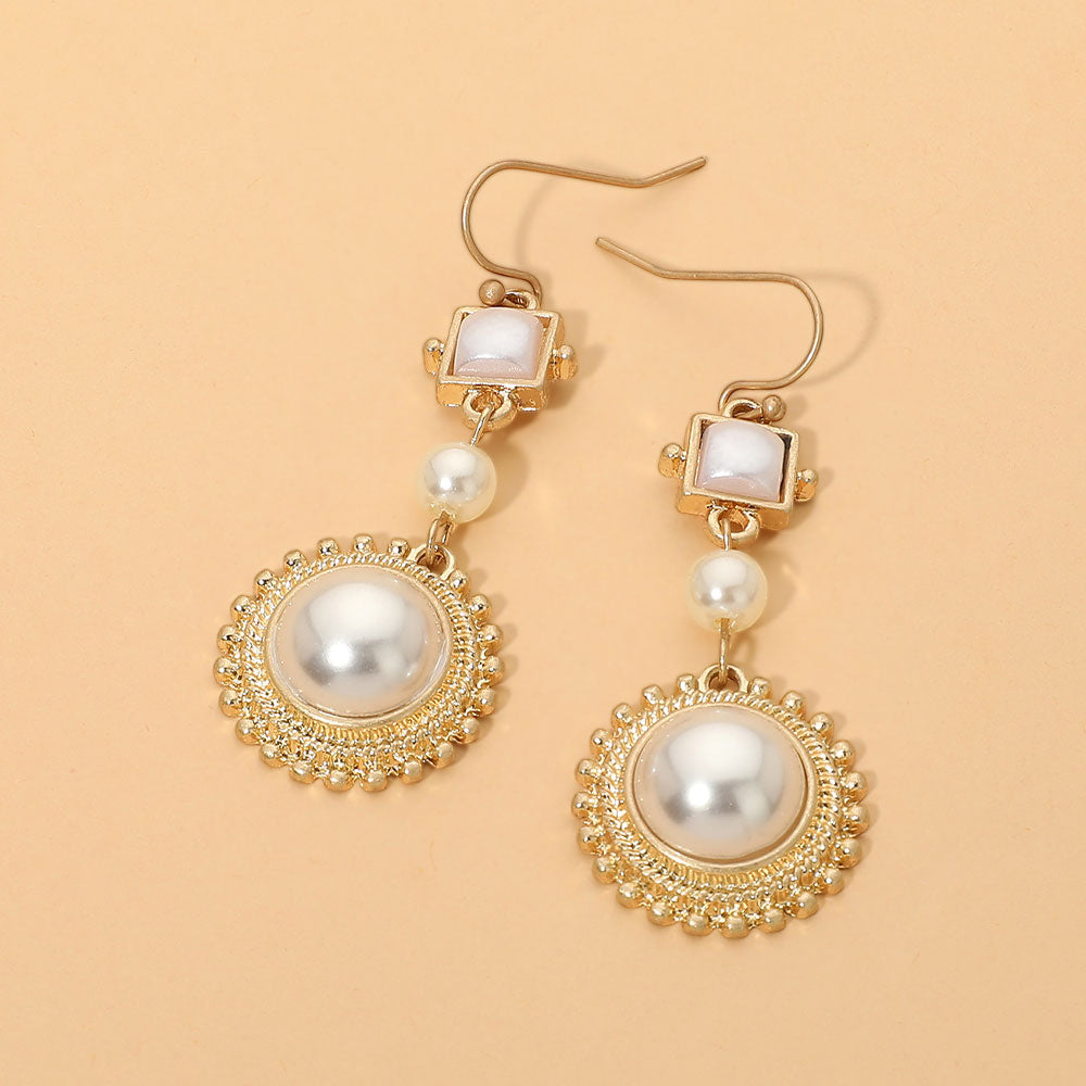 Madeline Love Cream, Worn Gold Vintage Geometric Link Drop Earrings