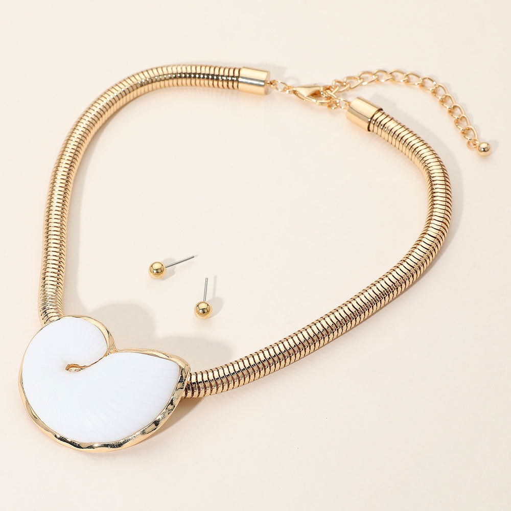 Madeline Love Gold Chunky Coastal Shell Pedant Accent Snake Chain Statement Necklace - Necklaces