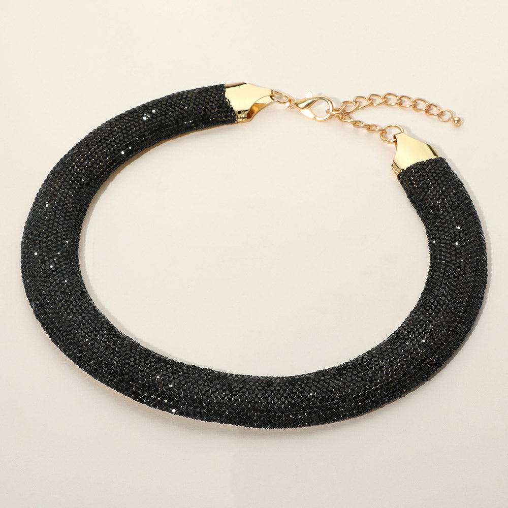 Madeline Love Gold, Jet Black