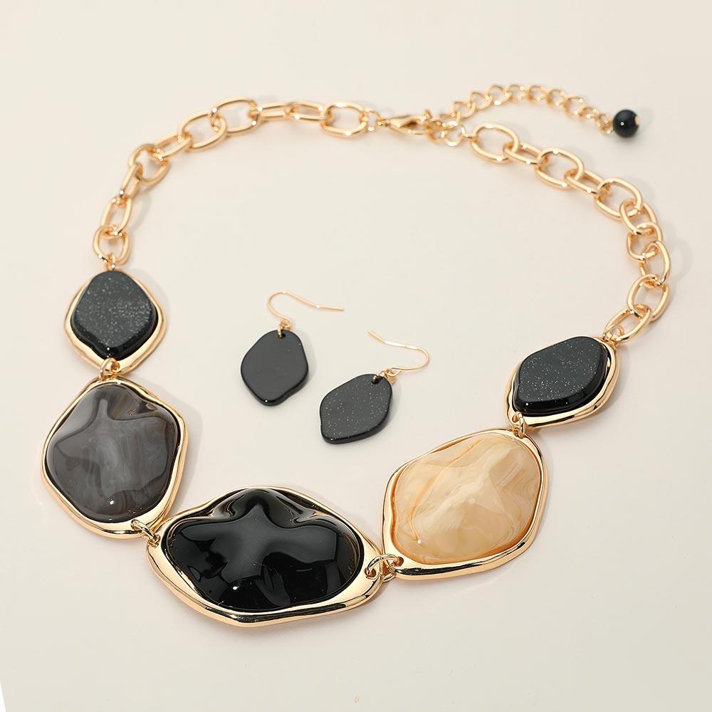 Madeline Love Black, White Chunky Bold Resin Pebble Plate Link Statement Necklace - Necklaces