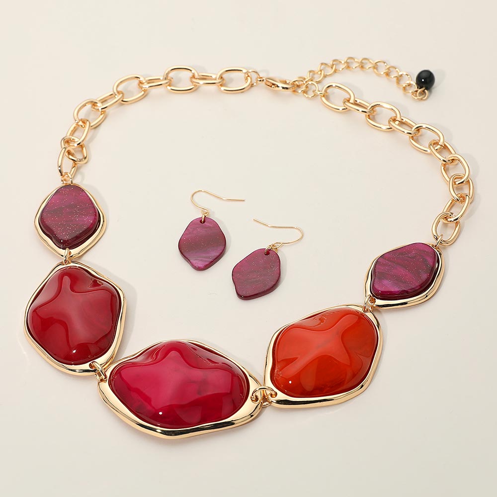 Madeline Love Fuchsia Chunky Bold Resin Pebble Plate Link Statement Necklace - Necklaces