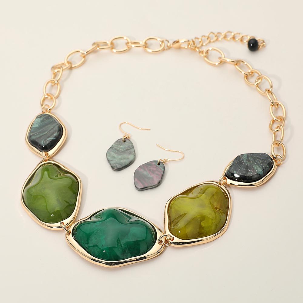 Madeline Love Green Chunky Bold Resin Pebble Plate Link Statement Necklace - Necklaces