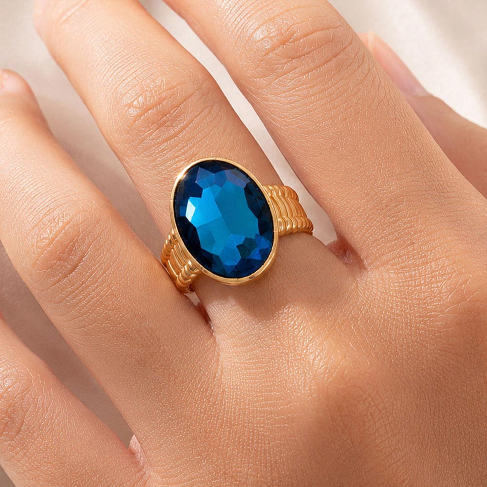 Madeline Love Blue Zircon, Gold