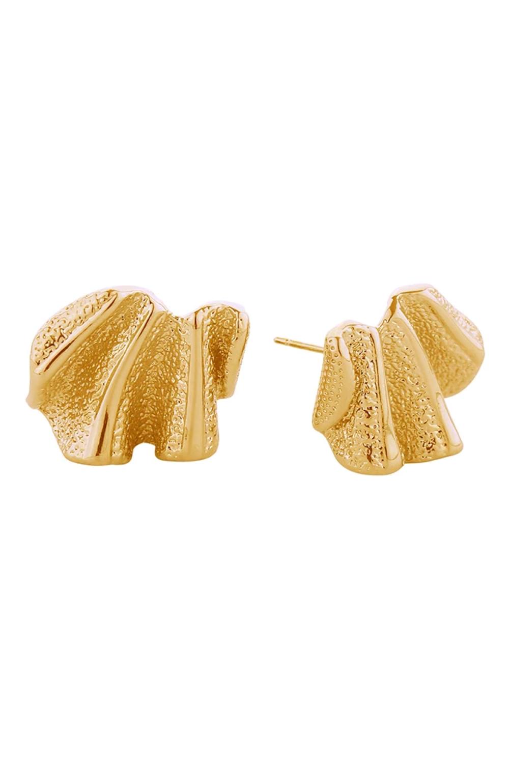 Gold Elevate your everyday look with these stunning 14K Gold/White Gold Dipped Glitter Texture Crumble Post Earrings. Crafted from hypoallergenic brass and made in Korea, these earrings feature a mesmerizing crumbled glitter texture that catches the light beautifully. With a comfortable 2.2cm diameter, they're the perfect size for all-day wear. Lead and nickel compliant, these earrings are safe for sensitive skin. A versatile addition to any jewelry collection that effortlessly transitions from day to night