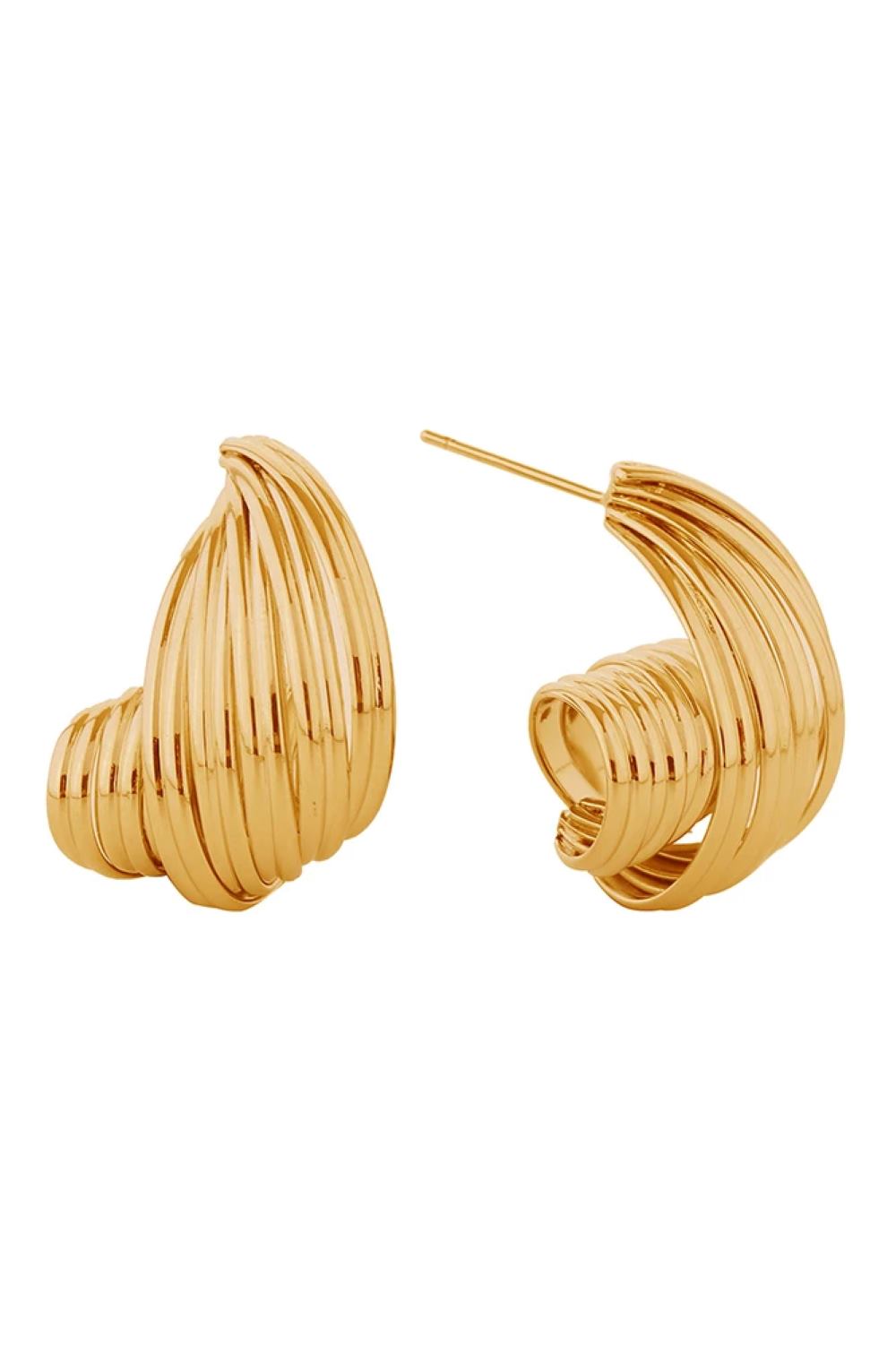 Gold Elegant 14K gold and white gold dipped grooved post earrings crafted from hypoallergenic brass. Featuring a sophisticated grooved design with a 2.5cm diameter, these timeless pieces offer both style and comfort. Lead and nickel compliant for sensitive skin.