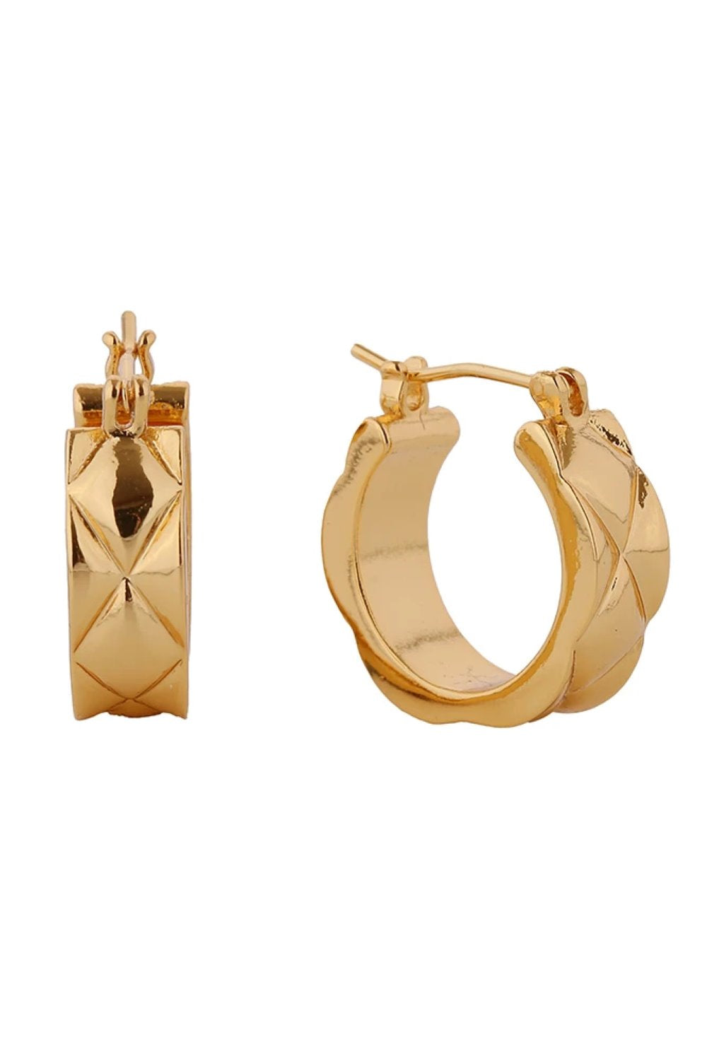 Gold Elevate your everyday look with these charming 14K Gold and White Gold dipped Puffy Koco Crush Pincatch Earrings. Crafted from hypoallergenic brass, these petite studs measure 1.8cm in diameter the perfect size for subtle sophistication. Lead and nickel compliant for sensitive skin, they're designed with care and made in Korea. A versatile essential that transitions seamlessly from day to night.