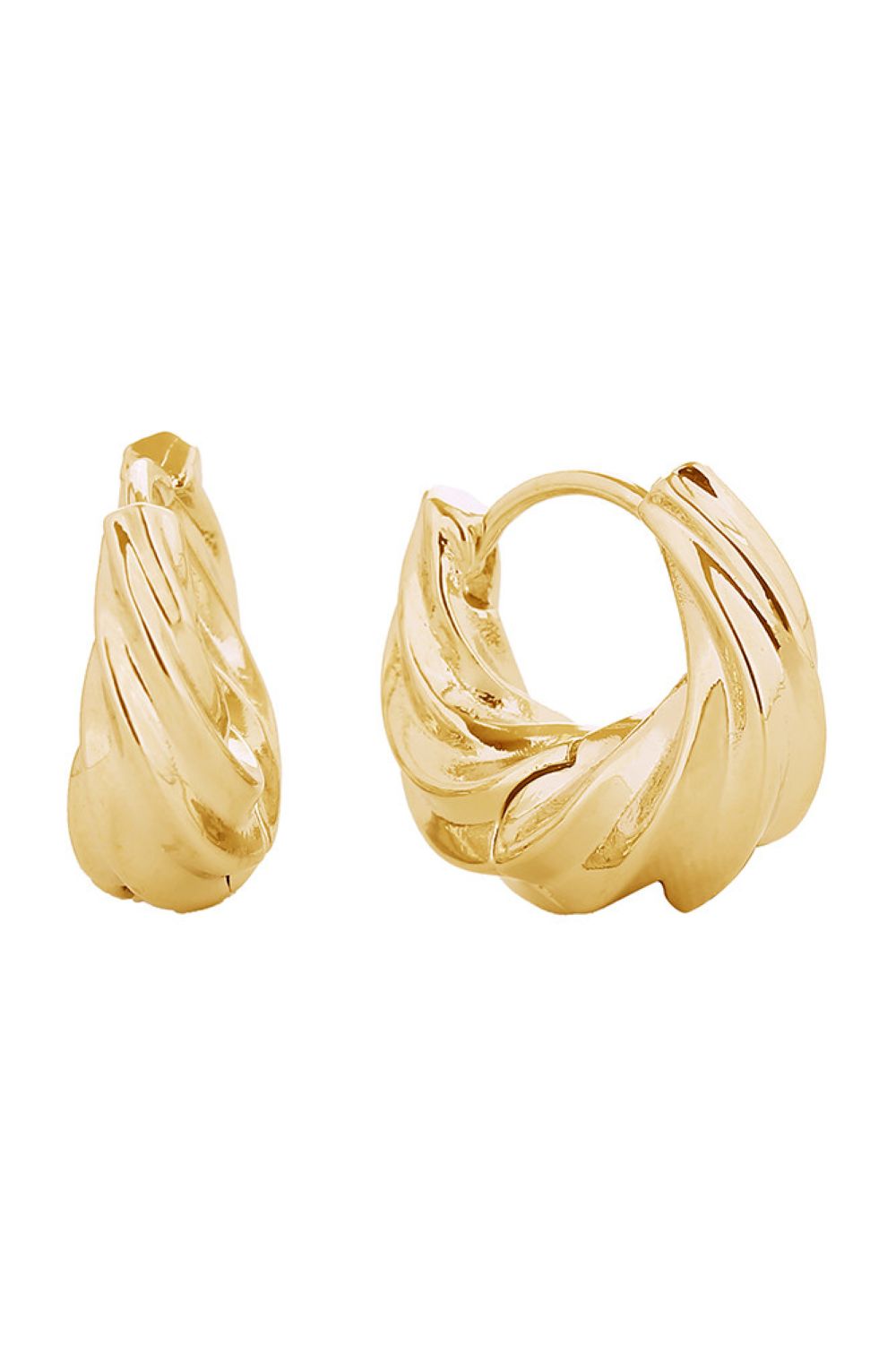 Elevate your everyday look with these stunning 14K Gold/White Gold Dipped Twisted Wave Hoop Earrings. Crafted from hypoallergenic brass, these beautifully designed hoops feature an elegant twisted wave pattern that catches the light with every movement. At a delicate 1.7cm, they're the perfect size for versatile styling—wear them solo for understated elegance or layer them with other pieces. Meticulously made in Korea and fully compliant with lead and nickel regulations, these earrings combine quality craft