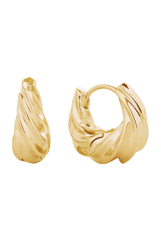 Elevate your everyday look with these stunning 14K Gold/White Gold Dipped Twisted Wave Hoop Earrings. Crafted from hypoallergenic brass, these beautifully designed hoops feature an elegant twisted wave pattern that catches the light with every movement. At a delicate 1.7cm, they're the perfect size for versatile styling—wear them solo for understated elegance or layer them with other pieces. Meticulously made in Korea and fully compliant with lead and nickel regulations, these earrings combine quality craft