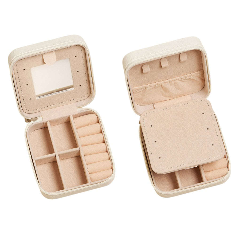 Ivory Pink Bow Pattern Portable Square Jewelry Box is perfect for storing and organising your precious jewellery. The elegant pink bow pattern adds a touch of style, making it a great addition to your dressing table or as a gift. Its compact size makes it ideal for travelling.